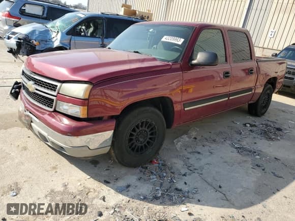 ✅ 2007 Chevrolet Silverado 1500 LT2 • VIN: 2GCEC13Z371123013 • Lot: 43209993. Listed on Copart with 135,708 mi. Free auction sales archive from the USA and detailed vehicle history report at DreamBid. Image 1.