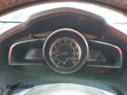 ✅ 2016 Mazda 3 S Touring • VIN: JM1BM1M3XG1293384 • Lot: 55459765. Wystawiony na Copart z przebiegiem 67 481 mil. Bezpłatny archiwum sprzedaży aukcyjnych z USA i szczegółowy raport historii pojazdu na DreamBid. Zdjęcie 9.