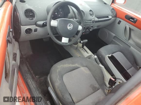 ✅ 2003 Volkswagen Beetle GLS • VIN: 3VWCK21C93M413657 • Lot: 50318185. Listed on Copart with 129,152 mi. Free auction sales archive from the USA and detailed vehicle history report at DreamBid. Image 8.
