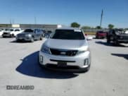 ✅ 2014 Kia Sorento LX • VIN: 5XYKT3A60EG488341 • Lot: 90876015. Listed on Copart with 190,041 mi. Free auction sales archive from the USA and detailed vehicle history report at DreamBid. Image 13.