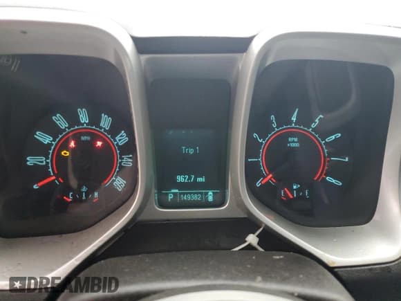 ✅ 2011 Chevrolet Camaro 1LT • VIN: 2G1FB1ED9B9129703 • Lot: 94053215. Wystawiony na Copart z przebiegiem 149 382 mil. Bezpłatny archiwum sprzedaży aukcyjnych z USA i szczegółowy raport historii pojazdu na DreamBid. Zdjęcie 9.