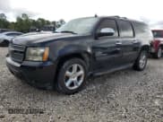 ✅ 2011 Chevrolet Suburban LT • VIN: 1GNSCJE02BR333983 • Lot: 64269244. Wystawiony na Copart z przebiegiem 177 125 mil. Bezpłatny archiwum sprzedaży aukcyjnych z USA i szczegółowy raport historii pojazdu na DreamBid. Zdjęcie 1.