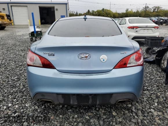 ✅ 2011 Hyundai Genesis Coupe • VIN: KMHHT6KD1AU011334 • Lot: 86675715. Wystawiony na Copart z przebiegiem 108 239 mil. Bezpłatny archiwum sprzedaży aukcyjnych z USA i szczegółowy raport historii pojazdu na DreamBid. Zdjęcie 6.