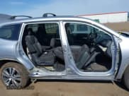 ✅ 2019 Subaru Ascent Premium • VIN: 4S4WMAHD6K3433802 • Lot: 42500129. Listed on IAAI with 81,556 mi. Free auction sales archive from the USA and detailed vehicle history report at DreamBid. Image 14.