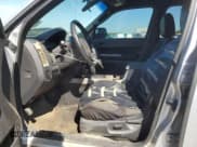 ✅ 2009 Ford Escape XLT • VIN: 1FMCU03GX9KB88307 • Лот: 81859295. Опубликован ранее на Copart с пробегом 181 334 миль. Бесплатный доступ к архиву аукционных продаж из США и подробный отчёт об истории автомобиля на DreamBid. Изображение 7.