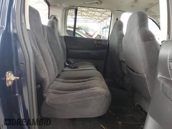 2004 Dodge Dakota Sport с VIN 1D7HG38N14S510552, выставлен на аукционе Copart как лот 63930474 с пробегом 111 011 миль миль и Списание • Salvage title. История ставок и продаж доступна на DreamBid. Изображение 10.