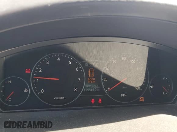 ✅ 2008 Kia Amanti • VIN: KNALD125485150902 • Lot: 70332805. Wystawiony na Copart z przebiegiem 133 432 mil. Bezpłatny archiwum sprzedaży aukcyjnych z USA i szczegółowy raport historii pojazdu na DreamBid. Zdjęcie 9.