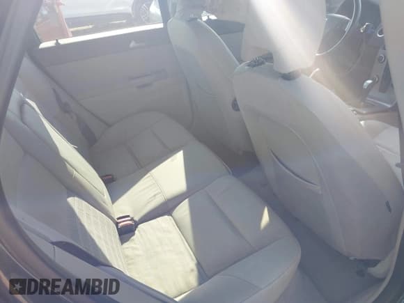 ✅ 2010 Volvo S40 • VIN: YV1382MS6A2488769 • Lot: 43194368. Listed on IAAI with 138,851 mi. Free auction sales archive from the USA and detailed vehicle history report at DreamBid. Image 8.