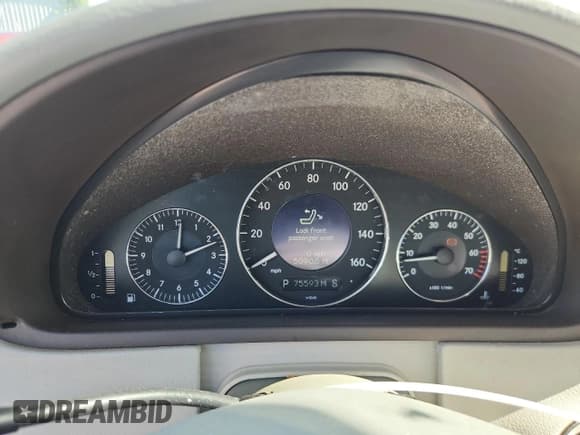 ✅ 2004 Mercedes-Benz CLK 320 • VIN: WDBTJ65J04F108943 • Лот: 65074615. Опубликован ранее на Copart с пробегом 75 593 миль. Бесплатный доступ к архиву аукционных продаж из США и подробный отчёт об истории автомобиля на DreamBid. Изображение 9.