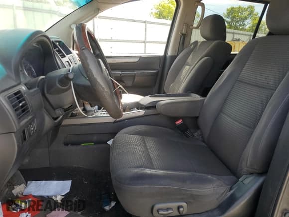 ✅ 2008 Nissan Armada SE • VIN: 5N1BA08D88N623678 • Lot: 70395265. Wystawiony na Copart z przebiegiem 163 463 mil. Bezpłatny archiwum sprzedaży aukcyjnych z USA i szczegółowy raport historii pojazdu na DreamBid. Zdjęcie 7.