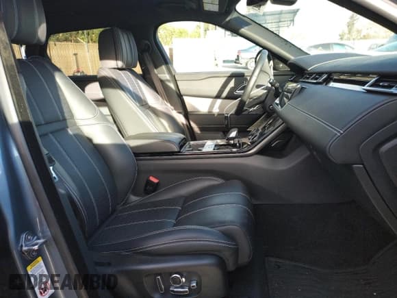 ✅ 2021 Land Rover Range Rover Velar Dynamic HSE • VIN: SALYM2FU4MA327233 • Lot: 66208422. Listed on Copart with 6,032 mi. Free auction sales archive from the USA and detailed vehicle history report at DreamBid. Image 5.