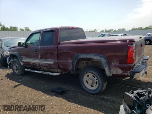✅ 2003 Chevrolet Silverado 2500HD LS • VIN: 1GCHC29U63E131856 • Лот: 60167815. Опубликован ранее на Copart с пробегом 211 180 миль. Бесплатный доступ к архиву аукционных продаж из США и подробный отчёт об истории автомобиля на DreamBid. Изображение 2.