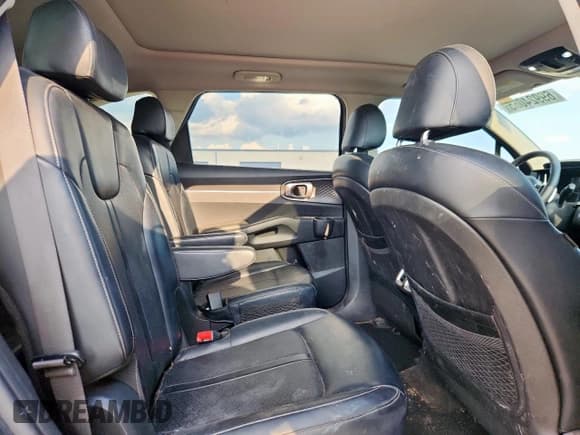 ✅ 2021 Kia Sorento EX • VIN: KNDRH4LG7M5019282 • Lot: 69924065. Wystawiony na Copart z przebiegiem 109 523 mil. Bezpłatny archiwum sprzedaży aukcyjnych z USA i szczegółowy raport historii pojazdu na DreamBid. Zdjęcie 11.