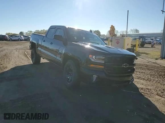 ✅ 2019 Chevrolet Silverado 1500 LT • VIN: 2GCVKPEC9K1117496 • Lot: 86855295. Wystawiony na Copart z przebiegiem 96 780 mil. Bezpłatny archiwum sprzedaży aukcyjnych z USA i szczegółowy raport historii pojazdu na DreamBid. Zdjęcie 13.