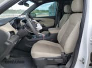 ✅ 2023 Chevrolet Traverse LS • VIN: 1GNERFKW9PJ107852 • Lot: 80151665. Wystawiony na Copart z przebiegiem 62 306 mil. Bezpłatny archiwum sprzedaży aukcyjnych z USA i szczegółowy raport historii pojazdu na DreamBid. Zdjęcie 7.