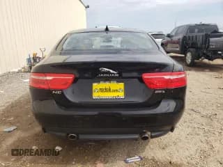 ✅ 2018 Jaguar XE 25t • VIN: SAJAR4FX1JCP39207 • Lot: 40891743. Wystawiony na Copart z przebiegiem 74 465 mil. Bezpłatny archiwum sprzedaży aukcyjnych z USA i szczegółowy raport historii pojazdu na DreamBid. Zdjęcie 6.