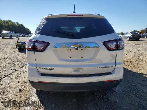 ✅ 2016 Chevrolet Traverse LT • VIN: 1GNKVGKD0GJ250885 • Lot: 86483215. Wystawiony na Copart z przebiegiem 145 533 mil. Bezpłatny archiwum sprzedaży aukcyjnych z USA i szczegółowy raport historii pojazdu na DreamBid. Zdjęcie 6.
