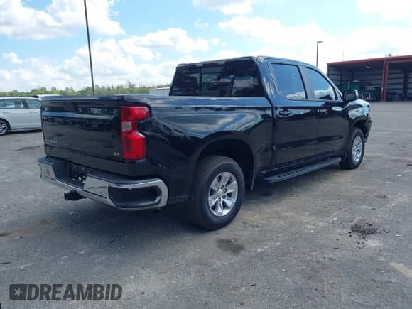 ✅ 2019 Chevrolet Silverado 1500 LT • VIN: 1GCPWCED9KZ164825 • Lot: 43743429. Wystawiony na IAAI z przebiegiem 87 529 mil. Bezpłatny archiwum sprzedaży aukcyjnych z USA i szczegółowy raport historii pojazdu na DreamBid. Zdjęcie 4.