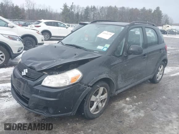 ✅ 2012 Suzuki SX4 Crossover • VIN: JS2YB5A36C6303021 • Lot: 41446779. Wystawiony na IAAI z przebiegiem 94 469 mil. Bezpłatny archiwum sprzedaży aukcyjnych z USA i szczegółowy raport historii pojazdu na DreamBid. Zdjęcie 2.