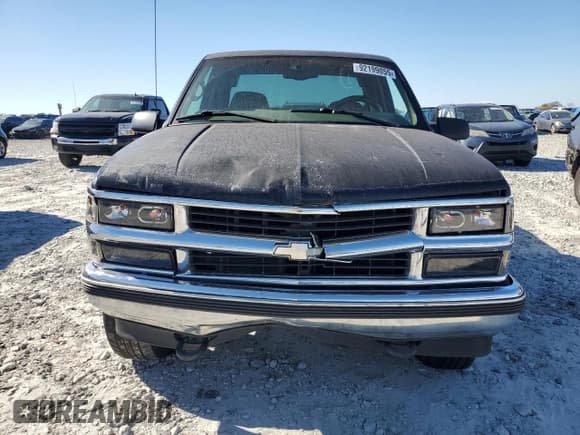 ✅ 1997 Chevrolet Silverado 1500 • VIN: 2GCEK19R1V1286850 • Lot: 92199055. Wystawiony na Copart z przebiegiem 534 782 mil. Bezpłatny archiwum sprzedaży aukcyjnych z USA i szczegółowy raport historii pojazdu na DreamBid. Zdjęcie 5.
