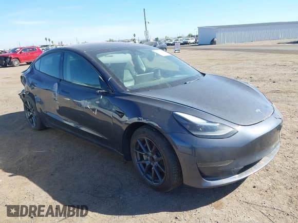 ✅ 2021 Tesla Model 3 Standard Range Plus • VIN: 5YJ3E1EAXMF048666 • Lot: 42155267. Wystawiony na IAAI z przebiegiem Nie podano. Bezpłatny archiwum sprzedaży aukcyjnych z USA i szczegółowy raport historii pojazdu na DreamBid. Zdjęcie 1.