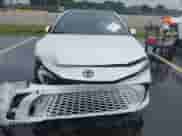 2025 Toyota Camry LE z VIN 4T1DAACK6SU606394, wystawiony jako IAAI lot #43223731 z przebiegiem 2 874 mil mil oraz . Historia ofert i sprzedaży dostępna na DreamBid. Obrazek 12.