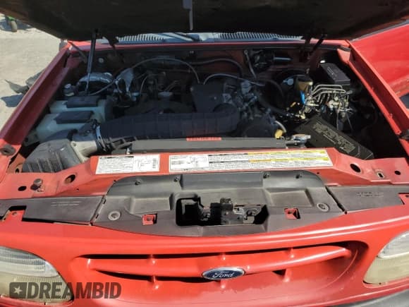 ✅ 1998 Ford Explorer Sport • VIN: 1FMYU24X5WUC60739 • Lot: 70776925. Wystawiony na Copart z przebiegiem 244 929 mil. Bezpłatny archiwum sprzedaży aukcyjnych z USA i szczegółowy raport historii pojazdu na DreamBid. Zdjęcie 12.