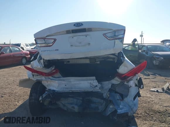 ✅ 2020 Kia Optima S • VIN: 5XXGT4L35LG414414 • Лот: 43143327. Опубликован ранее на IAAI с пробегом 144 474 миль. Бесплатный доступ к архиву аукционных продаж из США и подробный отчёт об истории автомобиля на DreamBid. Изображение 6.