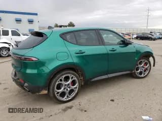 ✅ 2024 Alfa Romeo Tonale Veloce • VIN: ZASPATDW7R3055525 • Lot: 45515505. Wystawiony na Copart z przebiegiem 4 503 mil. Bezpłatny archiwum sprzedaży aukcyjnych z USA i szczegółowy raport historii pojazdu na DreamBid. Zdjęcie 3.