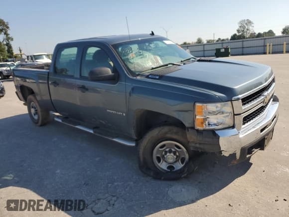 ✅ 2009 Chevrolet Silverado 2500HD Work Truck • VIN: 1GCHK43K79F118963 • Lot: 85654944. Wystawiony na Copart z przebiegiem Nie podano. Bezpłatny archiwum sprzedaży aukcyjnych z USA i szczegółowy raport historii pojazdu na DreamBid. Zdjęcie 4.