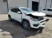 2020 Jeep Compass Latitude с VIN 3C4NJCBB4LT250027, выставлен на аукционе Copart как лот 80317405 с пробегом 65 478 миль миль и Списание • Salvage title. История ставок и продаж доступна на DreamBid. Изображение 4.