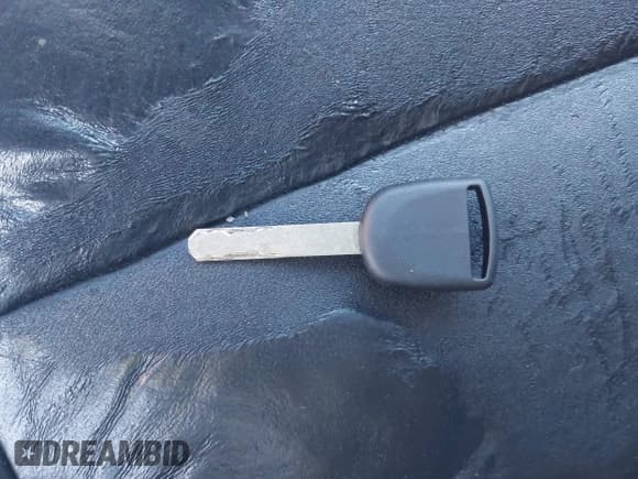 ✅ 2012 Honda Accord EX-L • VIN: 1HGCP2F87CA098073 • Lot: 43647385. Listed on IAAI with 424,857 mi. Free auction sales archive from the USA and detailed vehicle history report at DreamBid. Image 11.