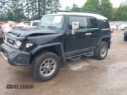✅ 2012 Toyota FJ Cruiser • VIN: JTEBU4BF4CK126890 • Лот: 42194473. Опубликован ранее на IAAI с пробегом 289 849 миль. Бесплатный доступ к архиву аукционных продаж из США и подробный отчёт об истории автомобиля на DreamBid. Изображение 2.