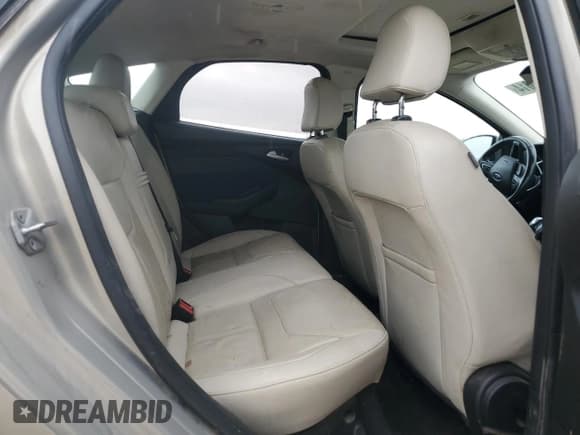 ✅ 2016 Ford Focus Titanium • VIN: 1FADP3N26GL397656 • Лот: 83690014. Опубликован ранее на Copart с пробегом 105 278 миль. Бесплатный доступ к архиву аукционных продаж из США и подробный отчёт об истории автомобиля на DreamBid. Изображение 11.