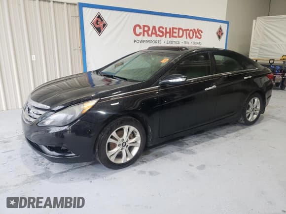✅ 2013 Hyundai Sonata SE • VIN: 5NPEC4AC1DH607692 • Lot: 67731525. Listed on Copart with 227,855 mi. Free auction sales archive from the USA and detailed vehicle history report at DreamBid. Image 1.