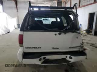 2001 Chevrolet Blazer LT z VIN 1GNDT13W91K224444, wystawiony jako Copart lot #81615015 z przebiegiem 225 699 mil mil oraz Szkoda całkowita • Salvage title. Historia ofert i sprzedaży dostępna na DreamBid. Obrazek 6.