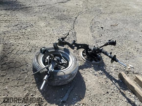 ✅ 2023 Honda CR-V EX • VIN: 2HKRS4H43PH431591 • Lot: 84950905. Wystawiony na Copart z przebiegiem Nie podano. Bezpłatny archiwum sprzedaży aukcyjnych z USA i szczegółowy raport historii pojazdu na DreamBid. Zdjęcie 13.