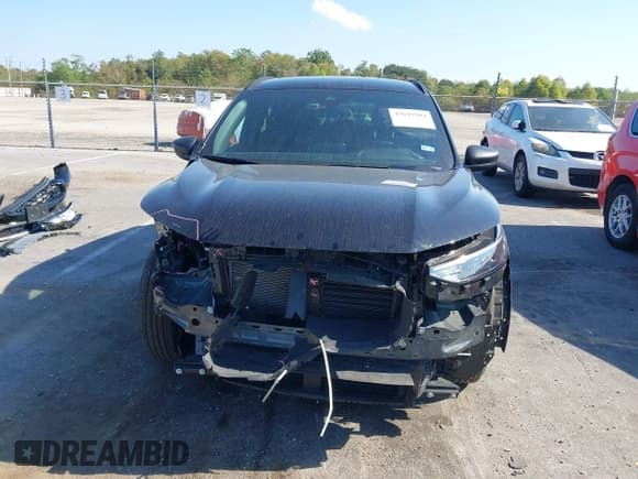 ✅ 2025 Ford Escape ST-Line • VIN: 1FMCU0MN5SUB34467 • Lot: 43695984. Wystawiony na IAAI z przebiegiem 12 413 mil. Bezpłatny archiwum sprzedaży aukcyjnych z USA i szczegółowy raport historii pojazdu na DreamBid. Zdjęcie 13.