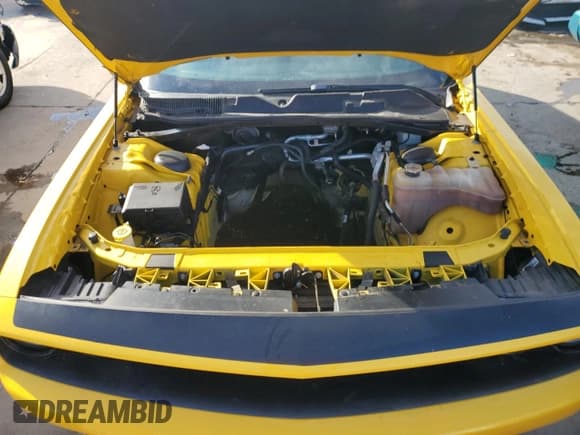 ✅ 2017 Dodge Challenger R/T • VIN: 2C3CDZBT3HH567988 • Лот: 71211763. Опубликован ранее на Copart с пробегом Не указан. Бесплатный доступ к архиву аукционных продаж из США и подробный отчёт об истории автомобиля на DreamBid. Изображение 11.