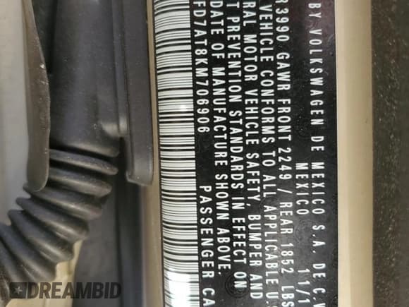 ✅ 2019 Volkswagen Beetle S • VIN: 3VWFD7AT8KM706906 • Лот: 91654855. Опубликован ранее на Copart с пробегом 56 416 миль. Бесплатный доступ к архиву аукционных продаж из США и подробный отчёт об истории автомобиля на DreamBid. Изображение 12.