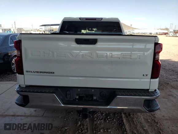 ✅ 2019 Chevrolet Silverado 1500 LT • VIN: 3GCPWCED3KG313245 • Lot: 74571324. Wystawiony na Copart z przebiegiem 173 963 mil. Bezpłatny archiwum sprzedaży aukcyjnych z USA i szczegółowy raport historii pojazdu na DreamBid. Zdjęcie 6.