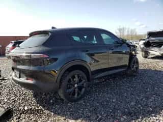 2024 Dodge Hornet GT z VIN ZACNDFAN1R3A15807, wystawiony jako Copart lot #49221725 z przebiegiem 27 453 mil mil oraz Szkoda całkowita • Salvage title. Historia ofert i sprzedaży dostępna na DreamBid. Obrazek 3.