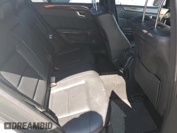 ✅ 2012 Mercedes-Benz E 350 Sport • VIN: WDDHF8JB5CA601425 • Lot: 80492265. Wystawiony na Copart z przebiegiem 200 747 mil. Bezpłatny archiwum sprzedaży aukcyjnych z USA i szczegółowy raport historii pojazdu na DreamBid. Zdjęcie 10.