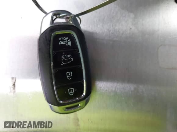 2019 Hyundai Santa Fe SEL Plus z VIN 5NMS33AD3KH130800, wystawiony jako IAAI lot #42666362 z przebiegiem 102 952 mil mil oraz . Historia ofert i sprzedaży dostępna na DreamBid. Obrazek 11.