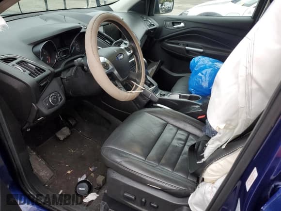 ✅ 2015 Ford Escape Titanium • VIN: 1FMCU0J96FUA14965 • Lot: 90305205. Listed on Copart with 186,714 mi. Free auction sales archive from the USA and detailed vehicle history report at DreamBid. Image 7.