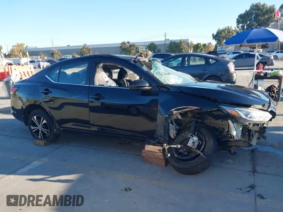 ✅ 2022 Nissan Sentra SV • VIN: 3N1AB8CV4NY243038 • Lot: 43559280. Wystawiony na IAAI z przebiegiem 51 862 mil. Bezpłatny archiwum sprzedaży aukcyjnych z USA i szczegółowy raport historii pojazdu na DreamBid. Zdjęcie 14.