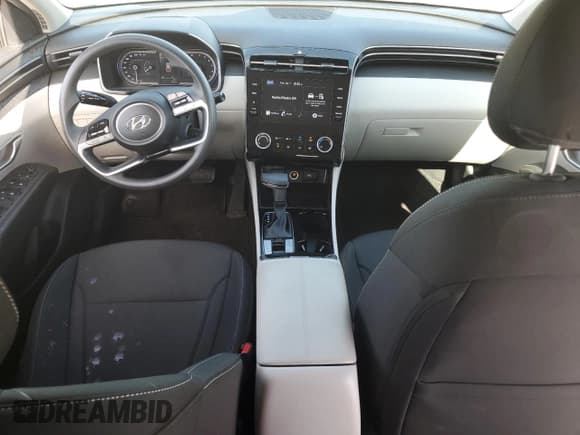 ✅ 2022 Hyundai Tucson SE • VIN: 5NMJA3AE5NH086670 • Lot: 62982505. Wystawiony na Copart z przebiegiem 9 314 mil. Bezpłatny archiwum sprzedaży aukcyjnych z USA i szczegółowy raport historii pojazdu na DreamBid. Zdjęcie 8.