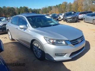 ✅ 2013 Honda Accord EX • VIN: 1HGCR2F76DA259211 • Lot: 43653118. Listed on IAAI with 177,285 mi. Free auction sales archive from the USA and detailed vehicle history report at DreamBid. Image 1.