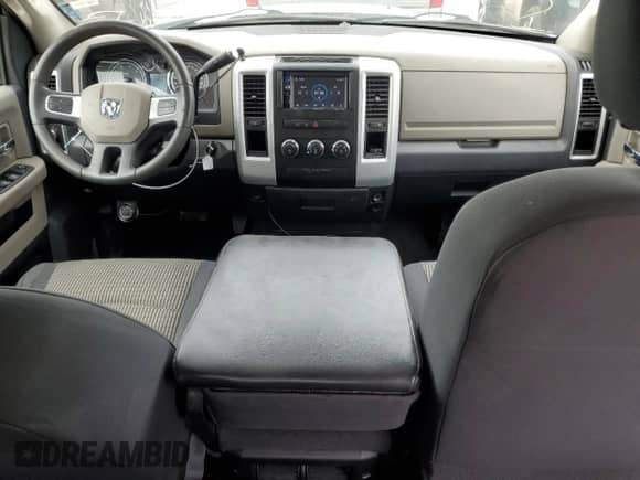 2009 Dodge 1500 SLT с VIN 1D3HB13P09S730947, выставлен на аукционе Copart как лот 60746254 с пробегом 220 210 миль миль и Списание • Salvage title. История ставок и продаж доступна на DreamBid. Изображение 8.
