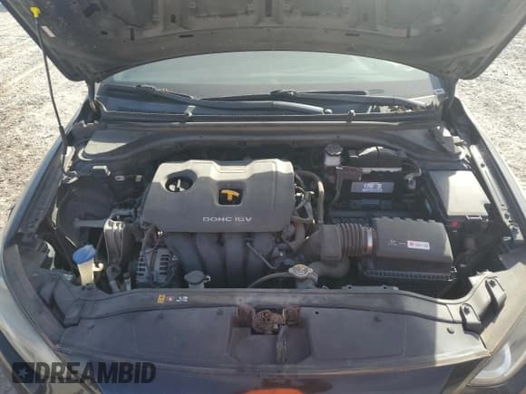 ✅ 2017 Hyundai Elantra SE • VIN: KMHD74LF1HU371107 • Lot: 92293975. Listed on Copart with 184,362 mi. Free auction sales archive from the USA and detailed vehicle history report at DreamBid. Image 11.